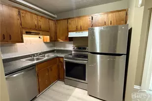 437 Rustwood Dr, Athens, GA 30606 - Photo 4