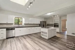 385 Brookwood Dr, Athens, GA 30605 - Photo 22