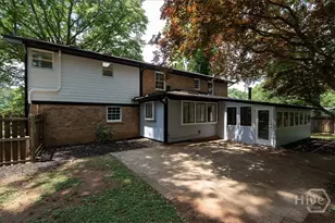 385 Brookwood Dr, Athens, GA 30605 - Photo 6