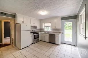 1031 Elder Heights Dr, Bishop, GA 30621 - Photo 10