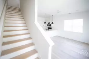 2415 S Lumpkin St, Athens, GA 30606 - Photo 4