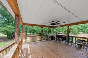 205 Hope Dr, Comer, GA 30629 - Photo 4