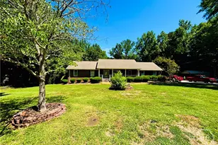 110 Saxon Woods Dr, Athens, GA 30607 - Photo 4