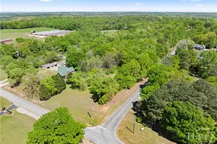 4276 Woods Bridge Rd, Commerce, GA 30529 - Photo 6