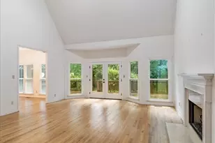 325 Millstone Cir, Athens, GA 30605 - Photo 8