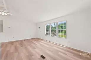 328 Pine St, Danielsville, GA 30633 - Photo 6