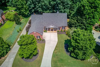 613 River Chase, Hoschton, GA 30548 - Photo 4