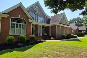 2190 Wade Dr, Bogart, GA 30622 - Photo 2
