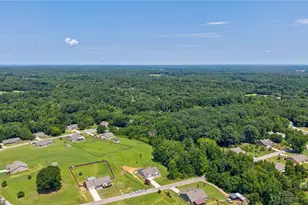 327 Skyview Dr, Winterville, GA 30683 - Photo 46