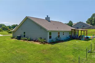 327 Skyview Dr, Winterville, GA 30683 - Photo 44