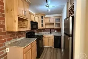 655 E Campus St, Athens, GA 30605 - Photo 4