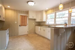 325 Fortson Dr, Athens, GA 30606 - Photo 10
