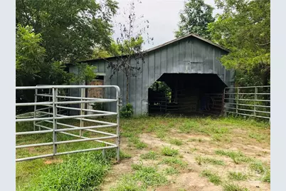 2161 Washington Highway, Union Point, GA 30669 - Photo 6