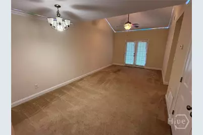 1055 Baxter #207, Athens, GA 30606 - Photo 6