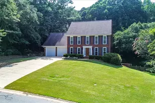 121 Ashbrook Dr, Athens, GA 30605 - Photo 2
