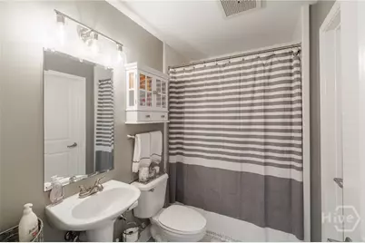 250 W Broad Street #706, Athens, GA 30601 - Photo 16