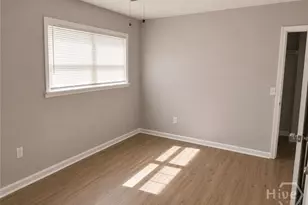 430 Martin Cir, Athens, GA 30601 - Photo 6
