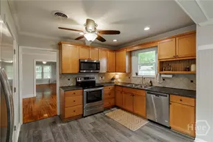 382 Elizabeth St, Commerce, GA 30529 - Photo 12