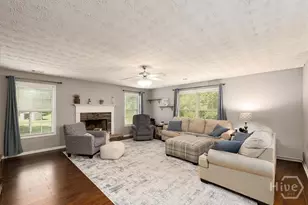621 Wellington Ln, Monroe, GA 30655 - Photo 4