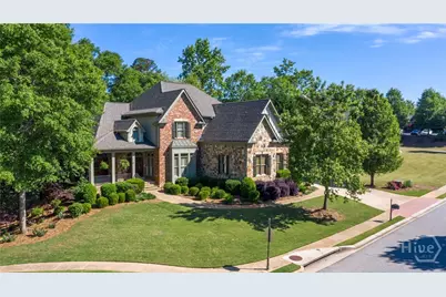 1022 Oxford Way, Watkinsville, GA 30677 - Photo 2