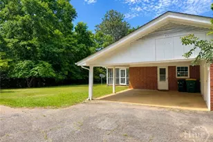 560 Riverview Rd, Athens, GA 30606 - Photo 2