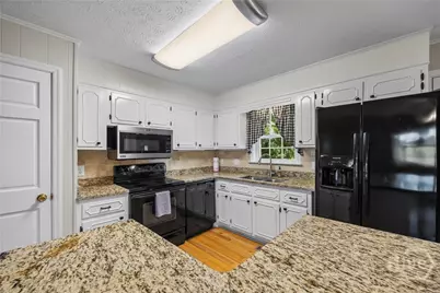 8050 Hog Mountain Road, Statham, GA 30666 - Photo 14