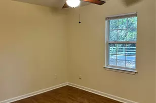 2206 S Lumpkin St, Athens, GA 30606 - Photo 8