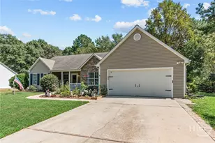 123 Azalea Dr, Winder, GA 30680 - Photo 2