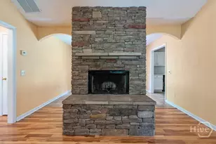 417 Beacon Dr, Maysville, GA 30558 - Photo 8