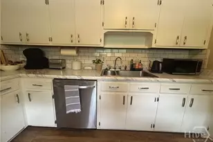 566 Woodland Hills Dr, Athens, GA 30605 - Photo 6