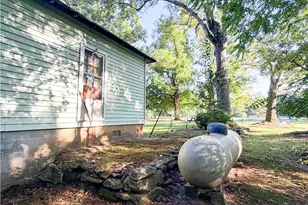 1291 Dials Mill, Statham, GA 30666 - Photo 8