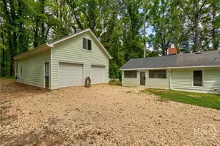 925 Cleveland Rd, Bogart, GA 30622 - Photo 16