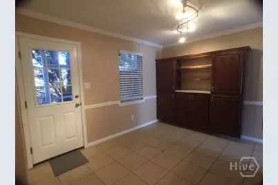 2165 S Milledge #D6, Athens, GA 30605 - Photo 10