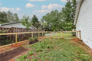 180 Oak Dr, Athens, GA 30605 - Photo 28