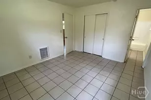 132 Candler Ct, Athens, GA 30605 - Photo 2