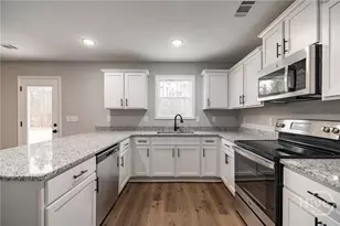 3584 Saddlebrook Dr, Loganville, GA 30052 - Photo 12