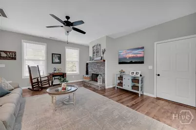 1377 Charleston Avenue, Commerce, GA 30529 - Photo 4
