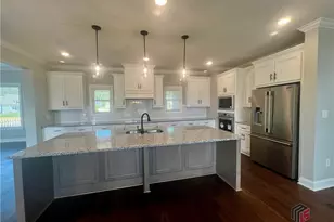 2986 Coralbell Dr, Statham, GA 30666 - Photo 8