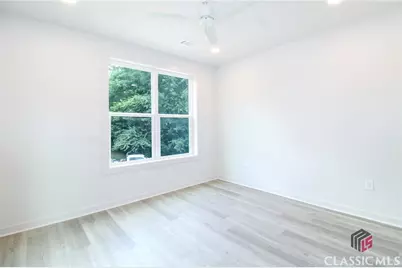 240 Martha Drive #140, Athens, GA 30606 - Photo 8