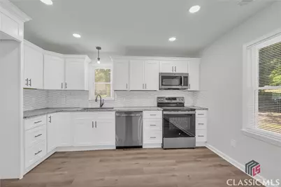 1037 Pond Street, Toccoa, GA 30577 - Photo 12