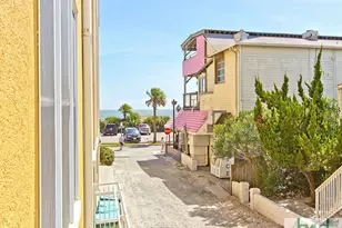 1609 Strand Ave, Tybee Island, GA 31328 - Photo 4