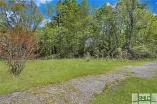 5805 Beverly St, Savannah, GA 31405 - Photo 4
