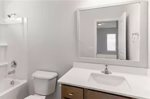 108 Peabody St, Savannah, GA 31407 - Photo 16