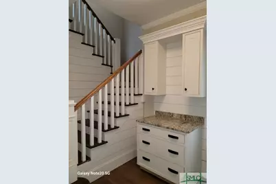 601 W 37th Street #B, Savannah, GA 31415 - Photo 6