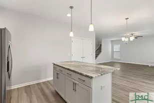 48 Shoefstall St, Savannah, GA 31407 - Photo 16