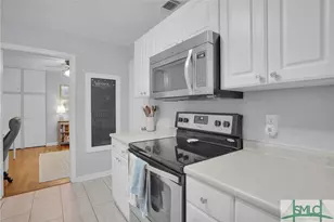 110 E 65th St, Savannah, GA 31405 - Photo 16
