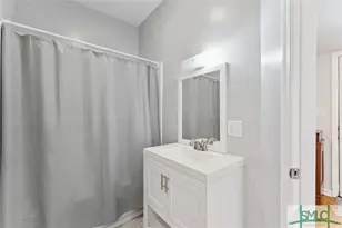 816 E 37th St, Savannah, GA 31401 - Photo 24