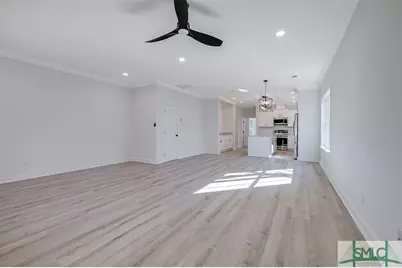 1407 E 32nd Street, Savannah, GA 31404 - Photo 12