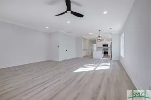 1407 E 32nd St, Savannah, GA 31404 - Photo 12