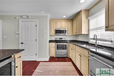 836 E Park Avenue, Savannah, GA 31401 - Photo 16